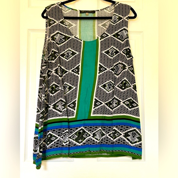 Light sleeveless tunic size 2X - Picture 1 of 2